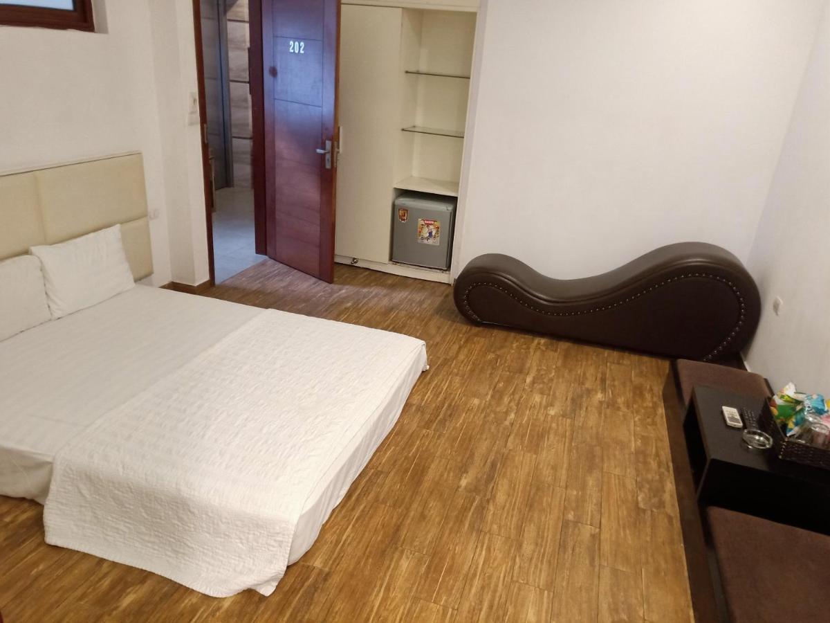 Blue Diamond Apartment Hotel Hanoi Exterior photo